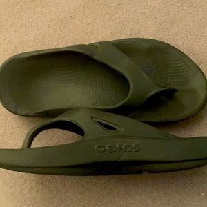OOFOS Sandals